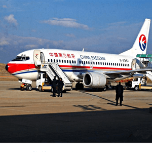 莫高航空货运航空快运业稳步发展的原因是什么？